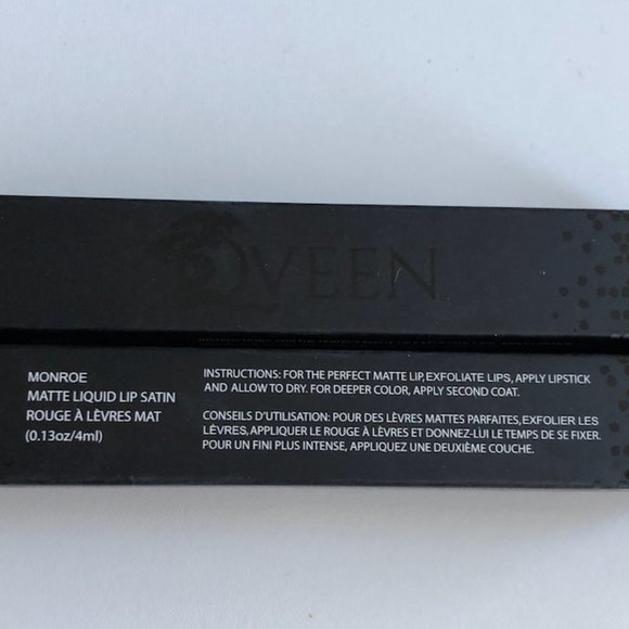 Set of 2 Qveen Studio Satin Matte Lipsticks
